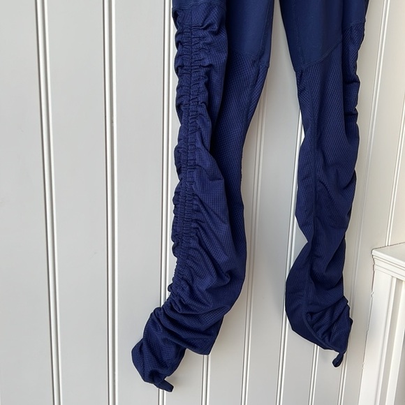 FABLETICS Navy Blue Adjustable Ruched Leggings Size Xxs - Picture 6 of 12